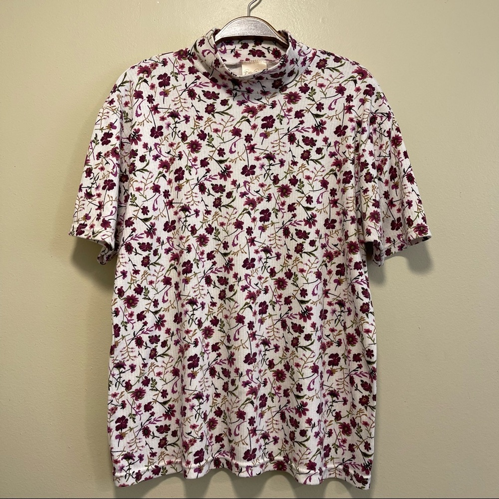 Bobbie Brooks Vintage Floral Short Sleeve Turtle Neck Top